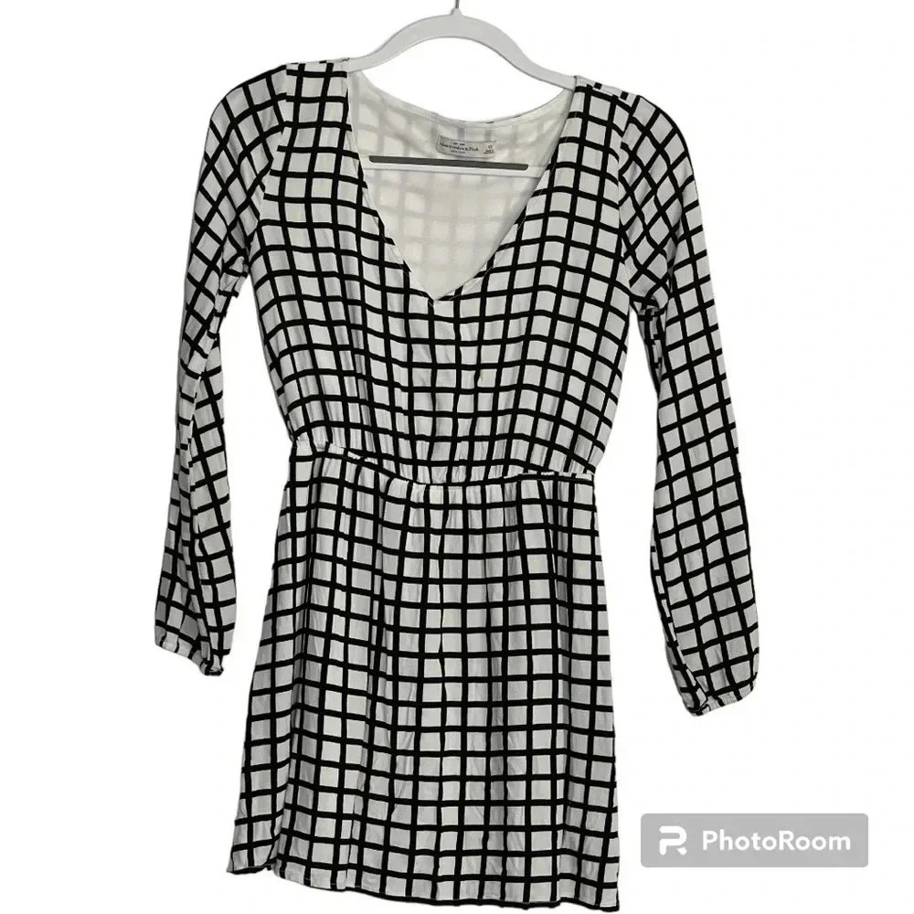 ☀️Abercrombie & Fitch XS Long Sleeve Dress